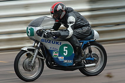 250cc race
